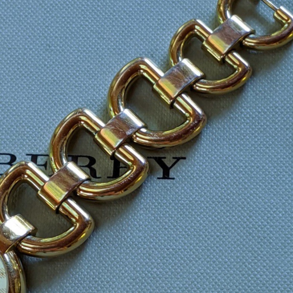 Burberry watch - Picture 5 of 5